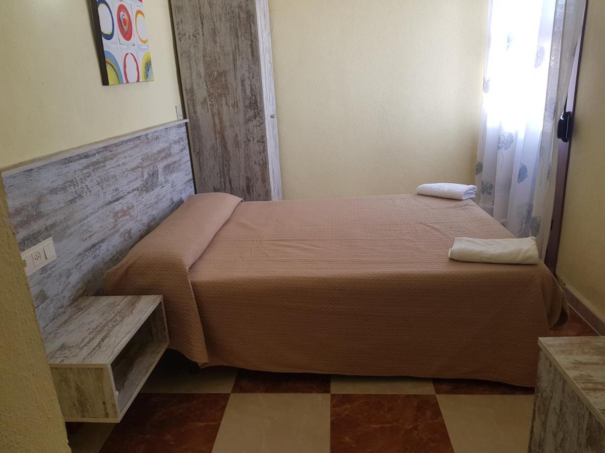 Hostal Virgen Del Rocio Ronda Dış mekan fotoğraf
